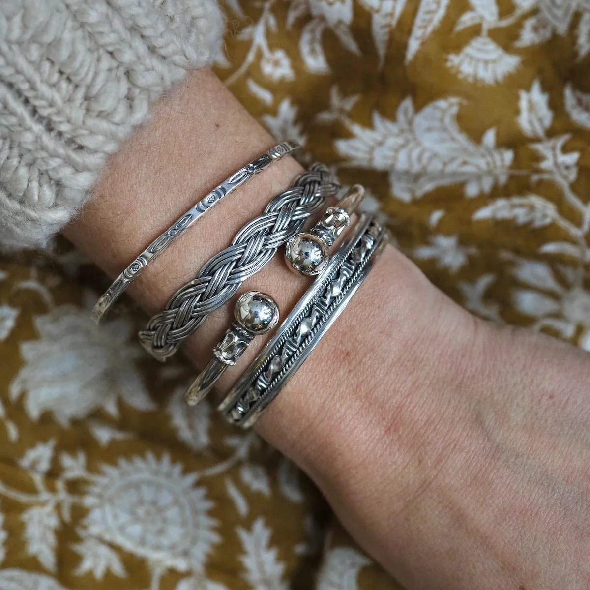 1/2" Woven Twist in Dot Row Sterling Silver Cuff