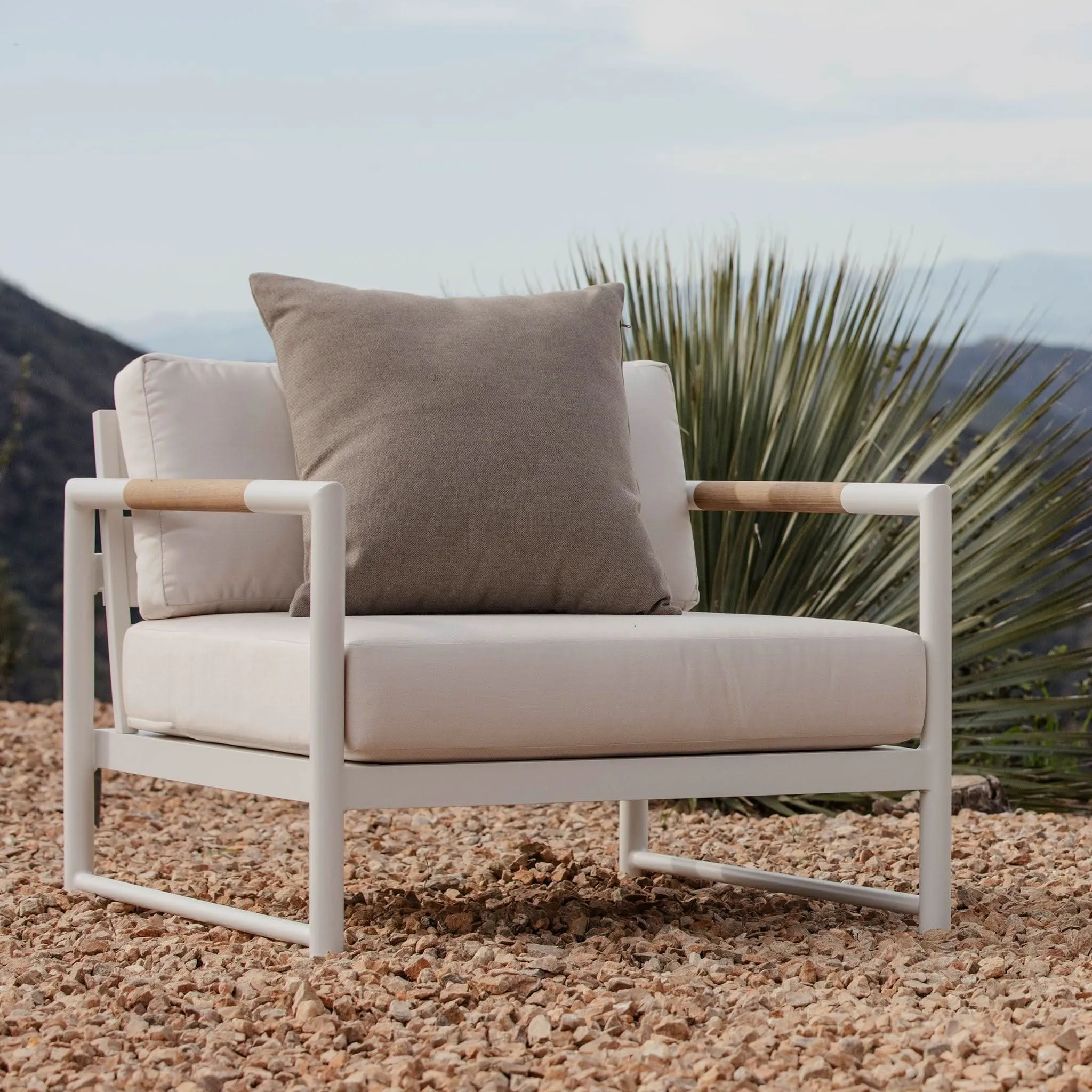 Breeze Xl Lounge Chair