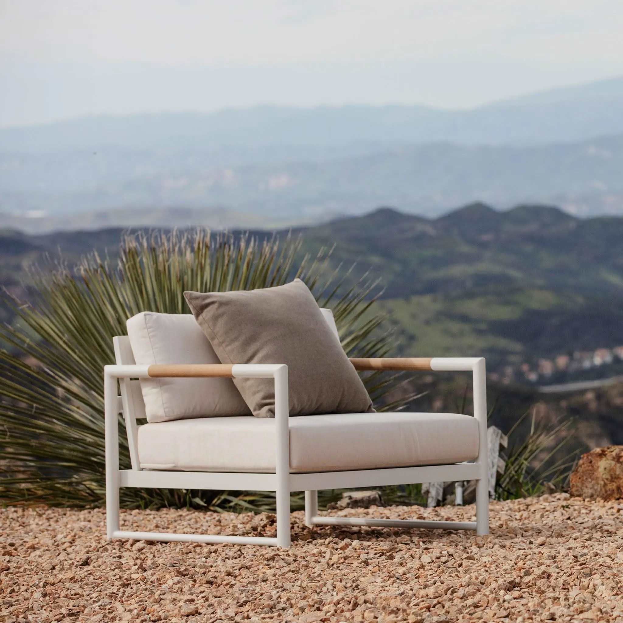 Breeze Xl Lounge Chair