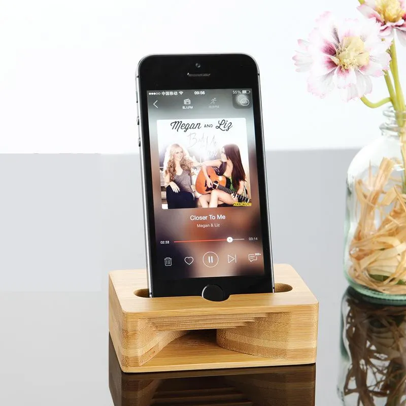 Creative Mobile Phone Amplifier Wooden Bracket