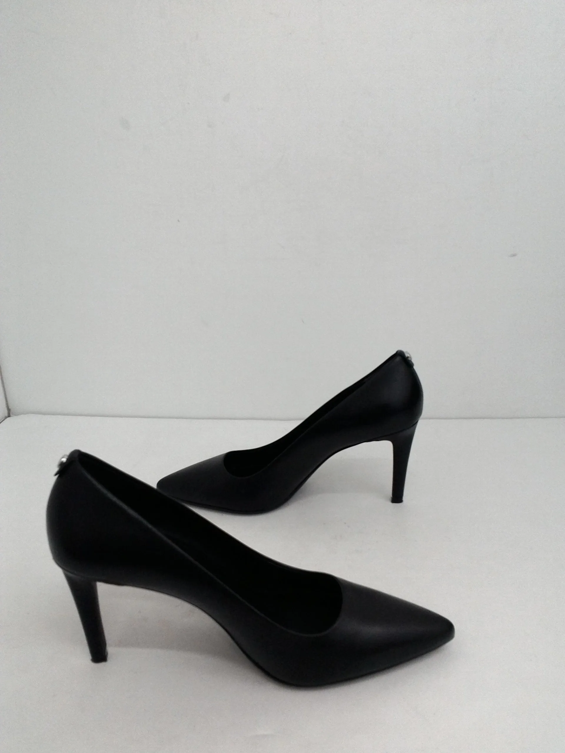 Michael Kors Women's Black Leather Pumps Size 7.5 M