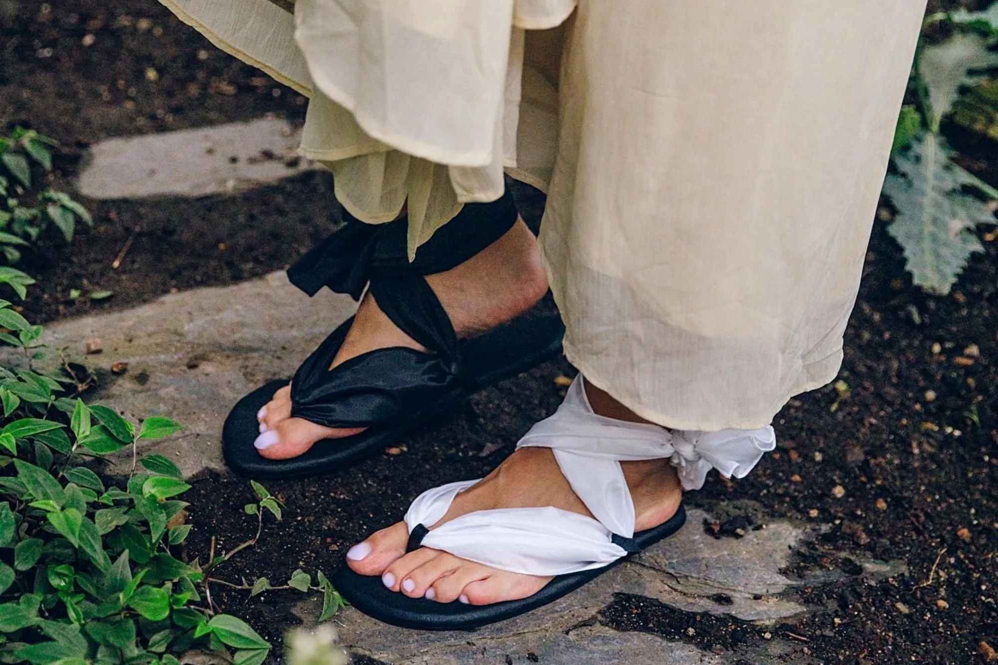 Women’s Barefoot Ribbon Ankle-Tie Sandals - black